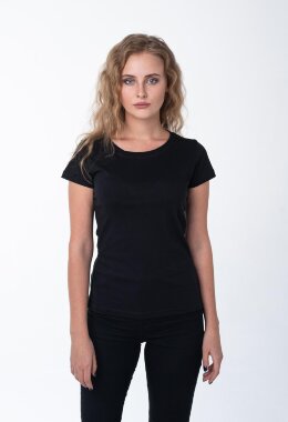 Чёрная женская футболка Чёрная женская футболка